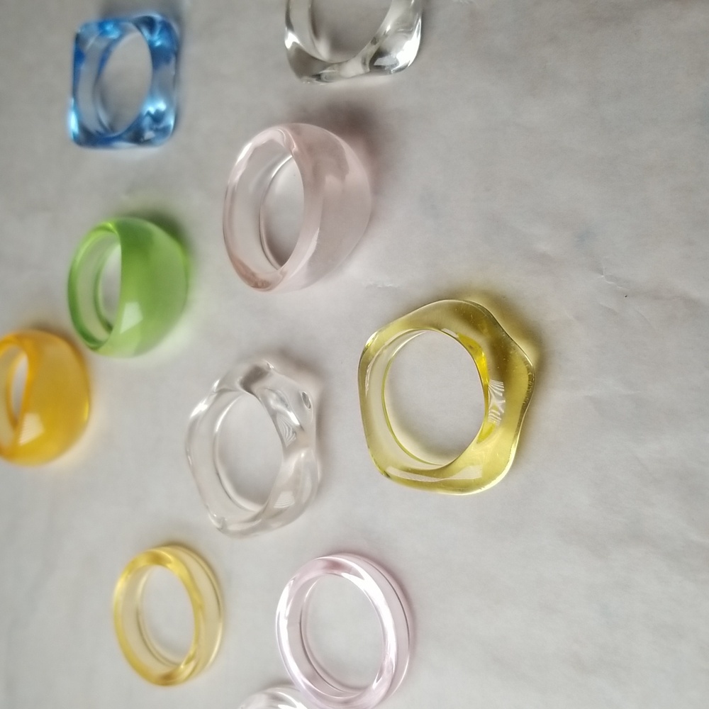 Acrylic Ring Set - Picture 3 of 7